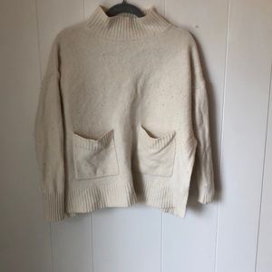 COPY - Ann Taylor cream cashmere sweater size M
